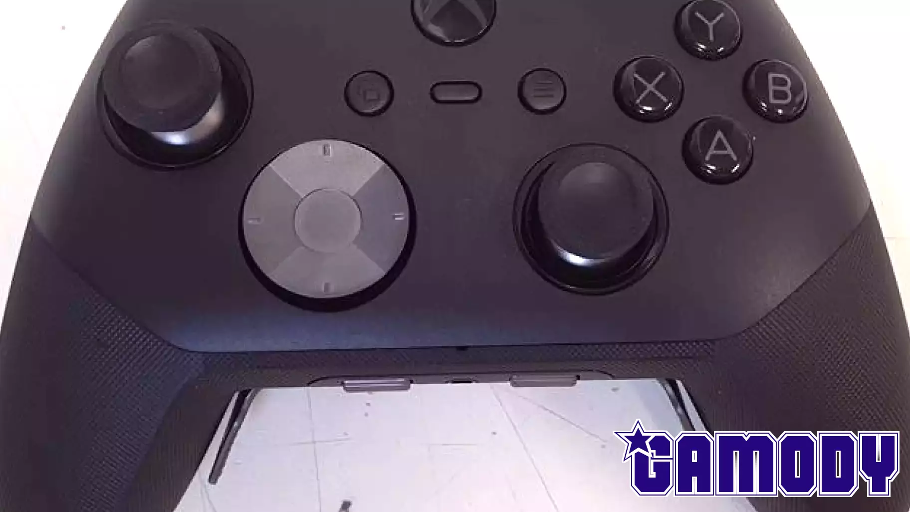 Two unannounced Xbox controllers surface, including Elite Series 3 and ‘Cloud’ pad