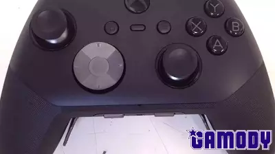 Two unannounced Xbox controllers surface, including Elite Series 3 and ‘Cloud’ pad